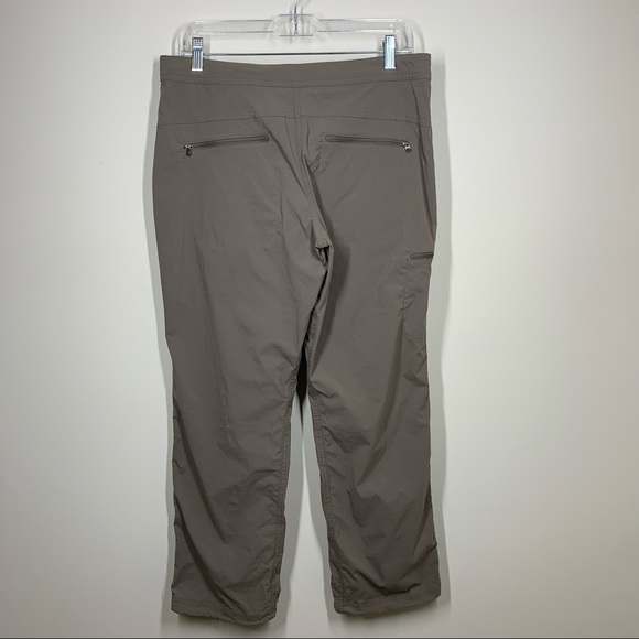 L.L.Bean Hiking Cropped Pants Petite Size 10 - Picture 3 of 9